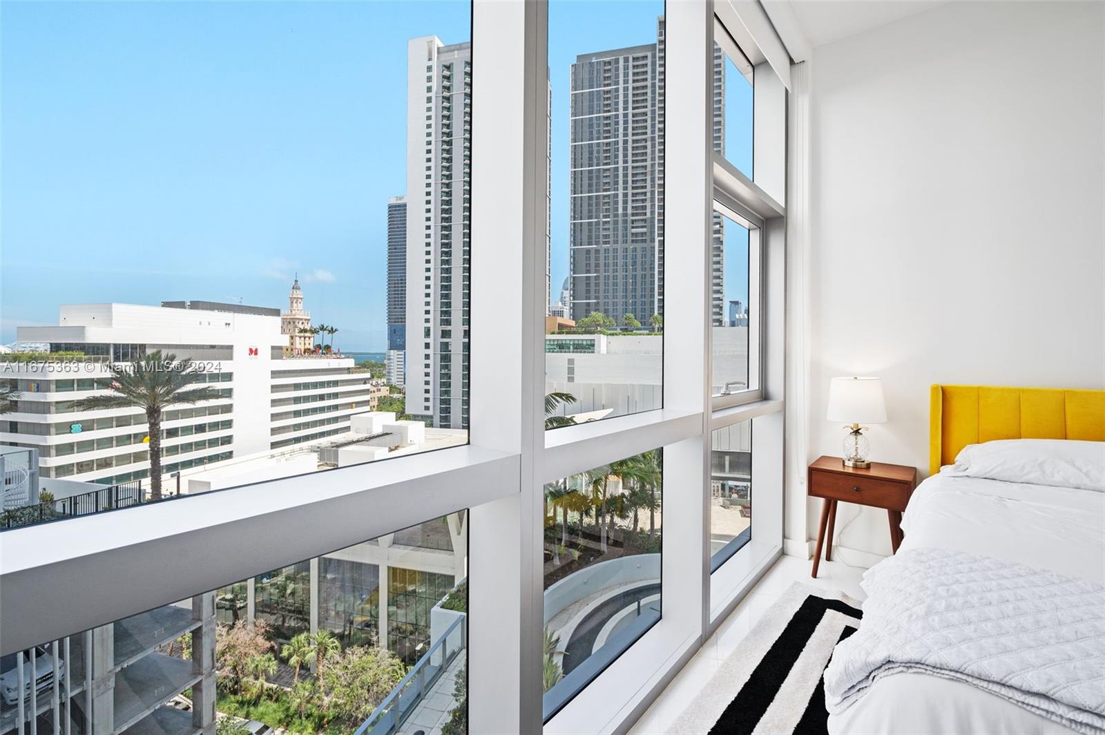 PARAMOUNT MWC - Residential