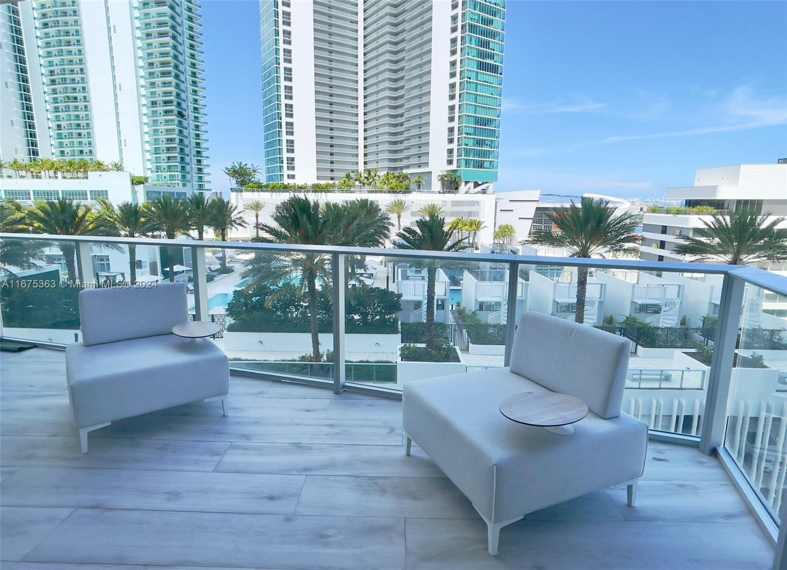 PARAMOUNT MWC - Residential