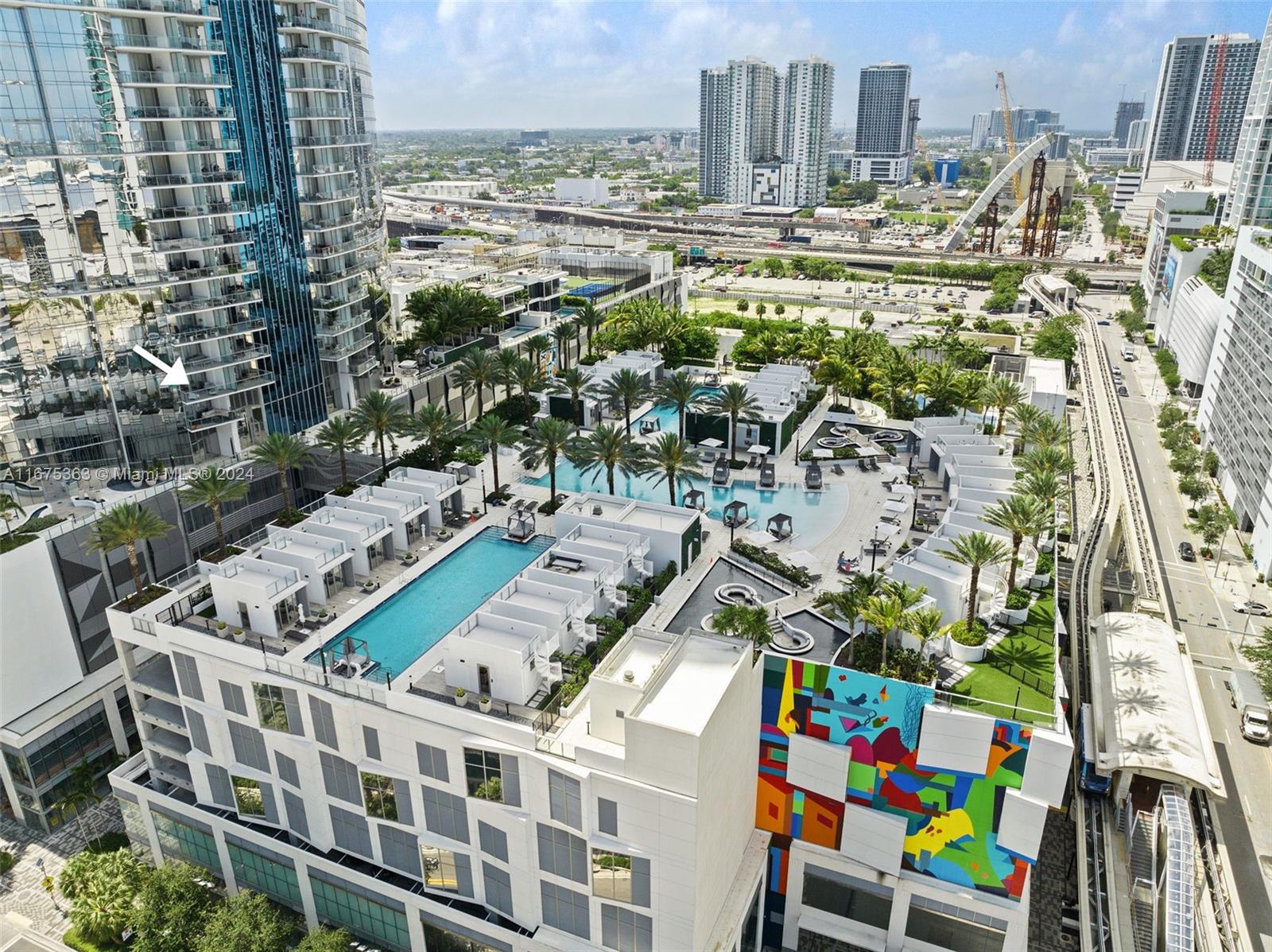 PARAMOUNT MWC - Residential