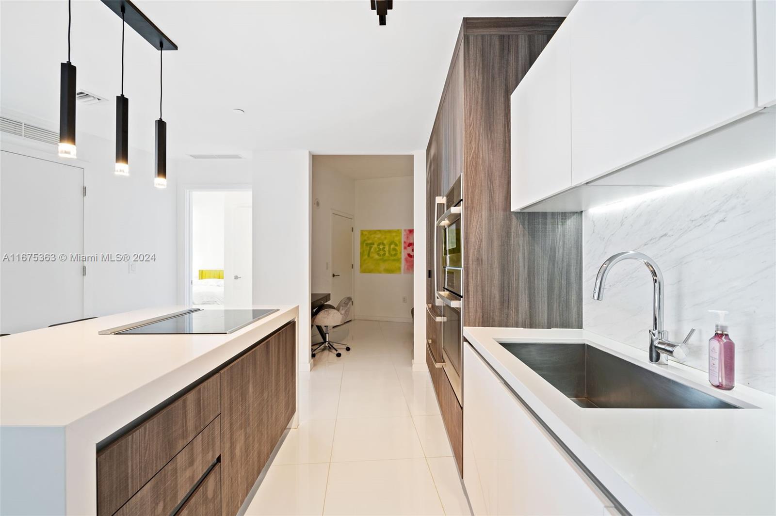 PARAMOUNT MWC - Residential