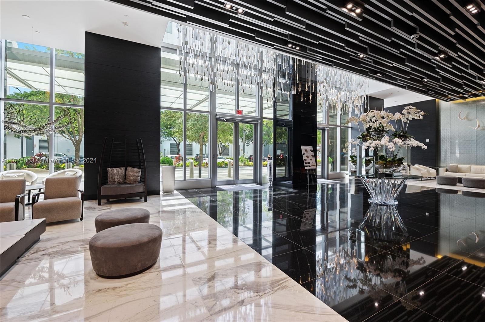 PARAMOUNT MWC - Residential