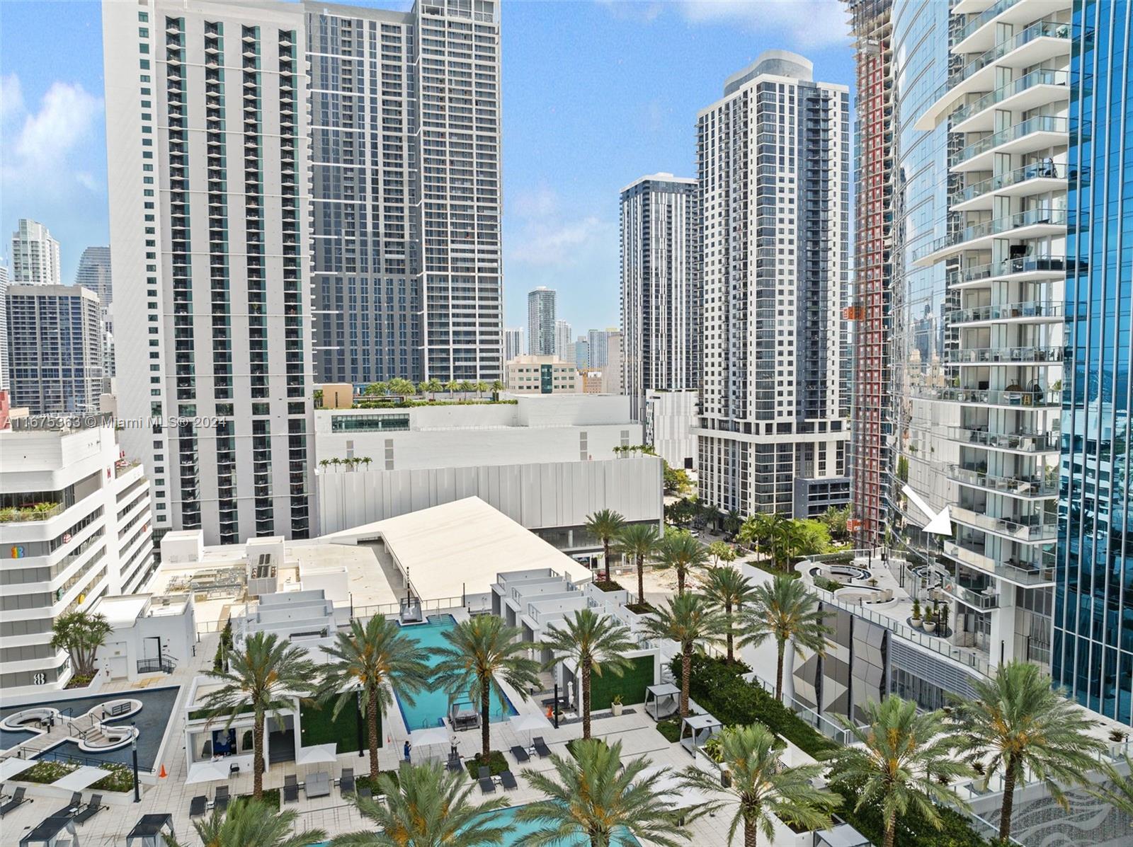 PARAMOUNT MWC - Residential