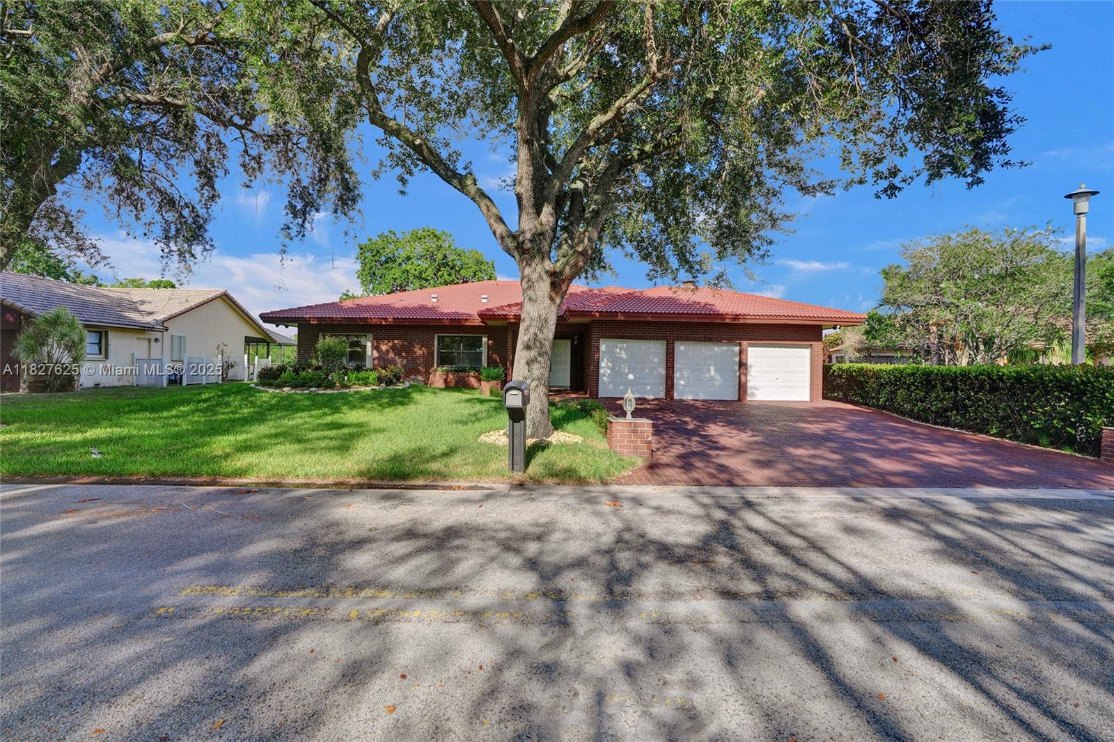 119 NW 81st Way