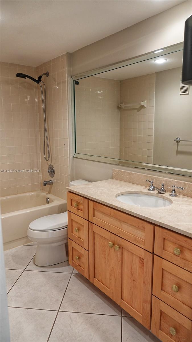 CONDO 2 OF WHITEHALL COND - Residential