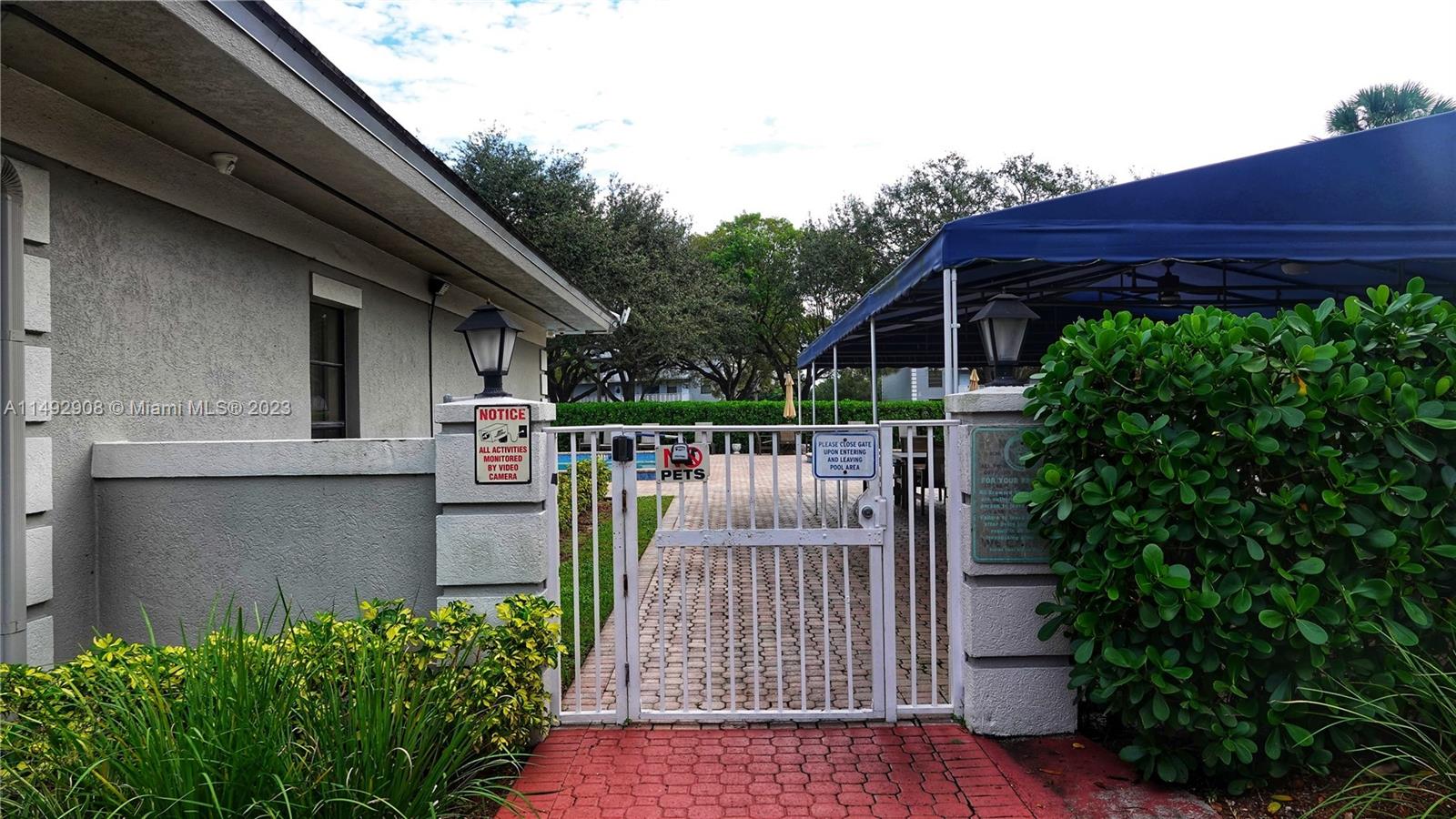 CONDO 2 OF WHITEHALL COND - Residential