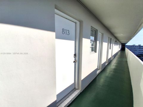 Tiny photo for 1770 NE 191st St #813-1, Miami, FL 33179 (MLS # A12019984)