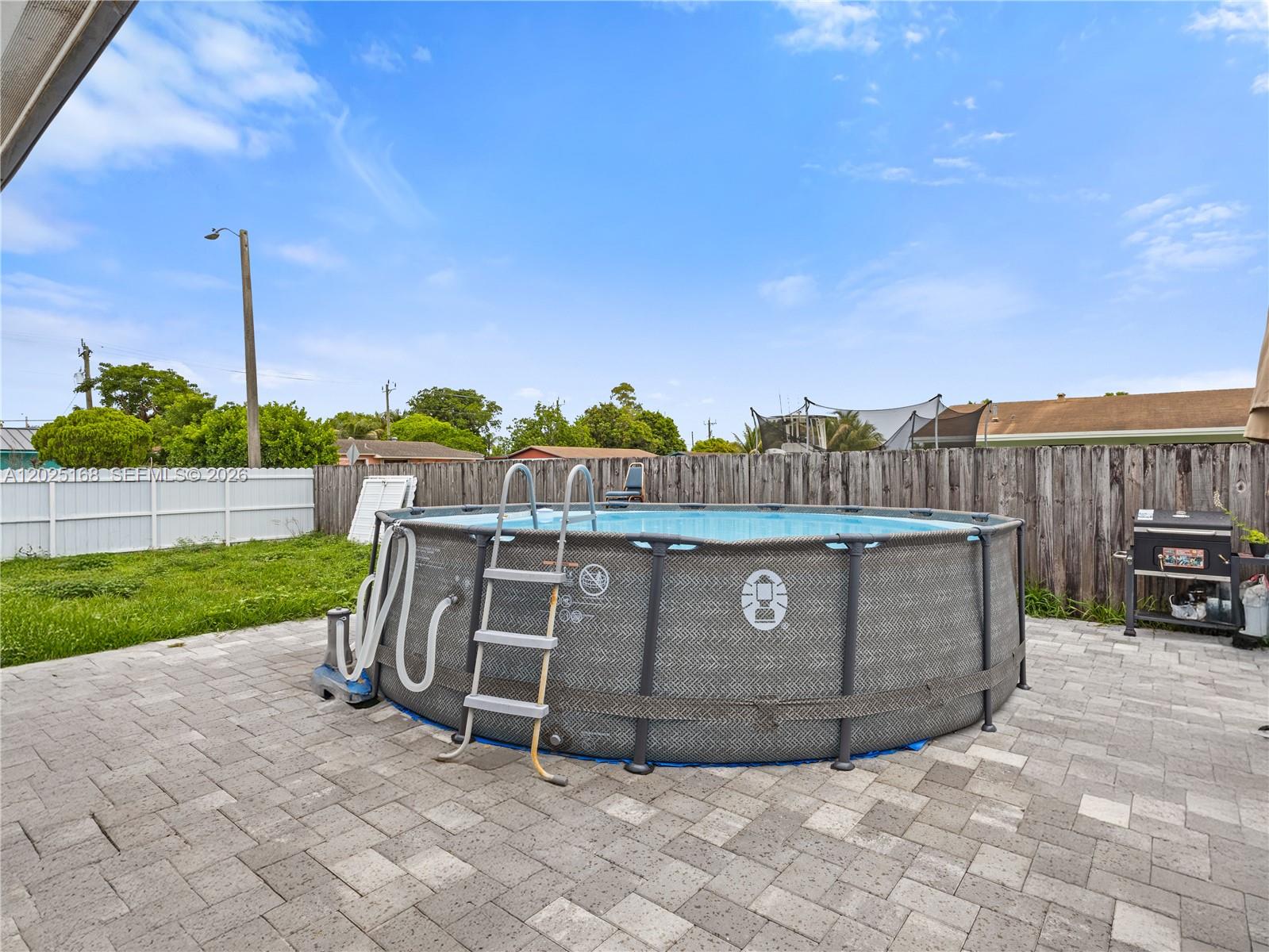 FIFTH ADDITION TO RICHMON - Residential