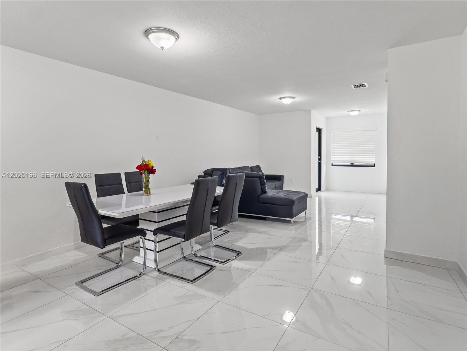 FIFTH ADDITION TO RICHMON - Residential