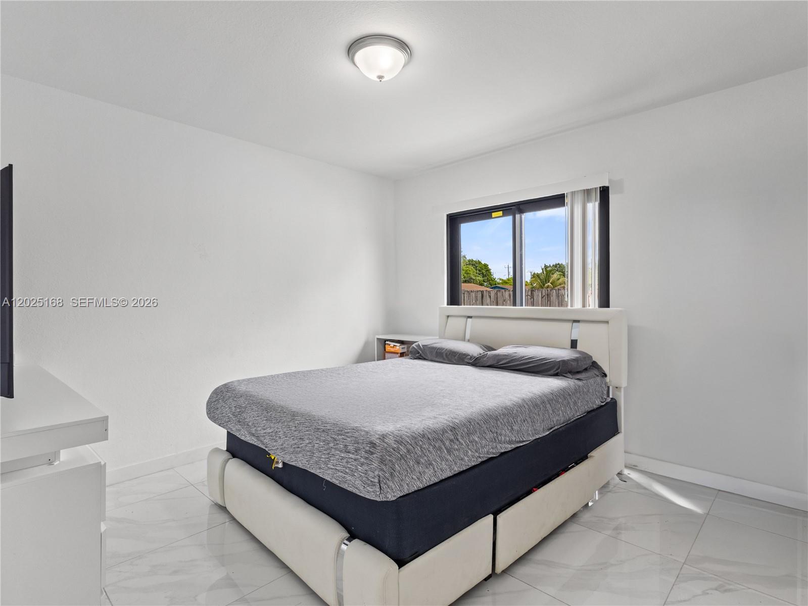 FIFTH ADDITION TO RICHMON - Residential