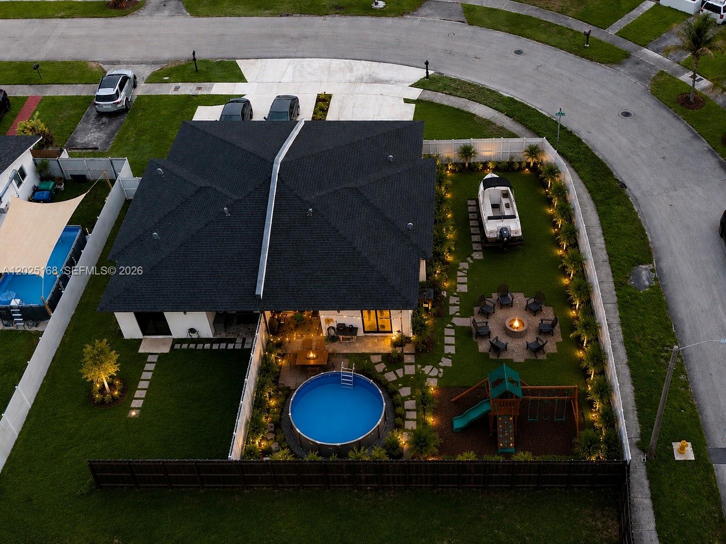 FIFTH ADDITION TO RICHMON - Residential