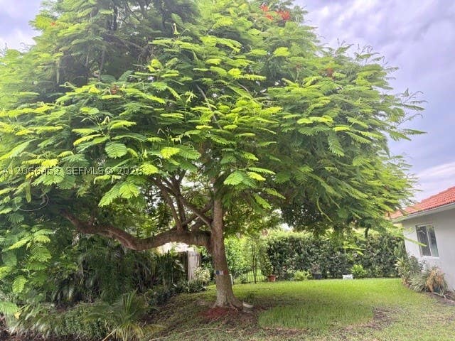 Photo of 16850 Crestview Ln, Weston, FL 33326 (MLS # A12066452)