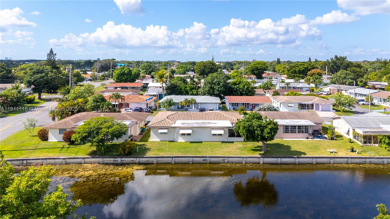MAINLANDS OF TAMARAC LAKE - Residential