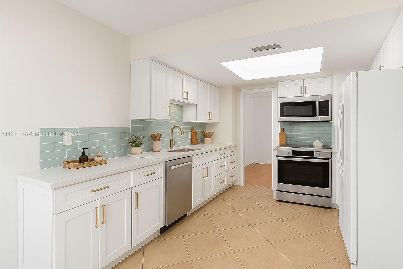 MAINLANDS OF TAMARAC LAKE - Residential