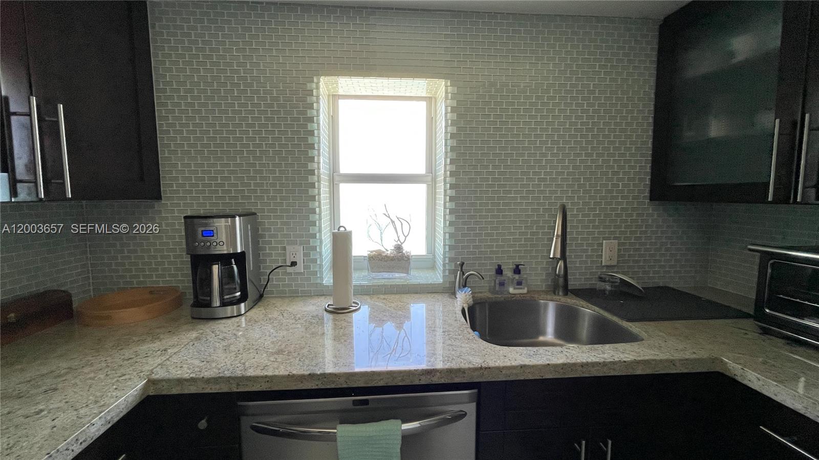 ARLEN BEACH CONDO - Residential Lease