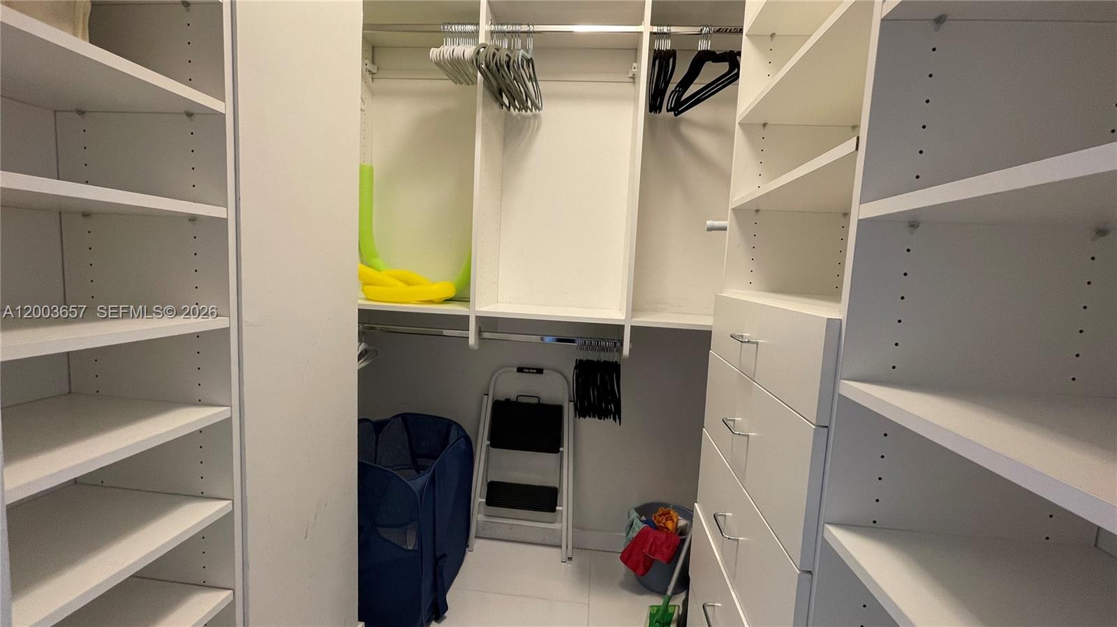 ARLEN BEACH CONDO - Residential Lease