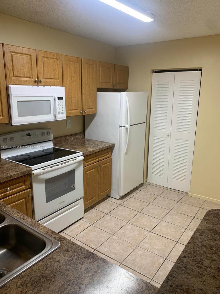 ATLANTIC SPRINGS CONDO - Residential Lease