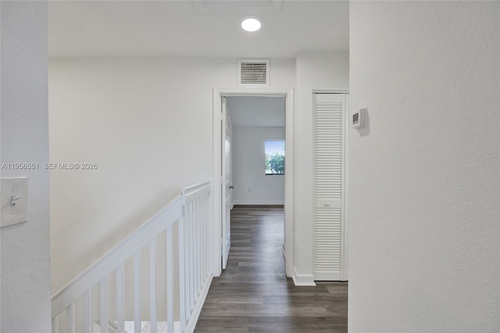 HOLLYWOOD RIDGE FARMS 2-1 - Residential Lease