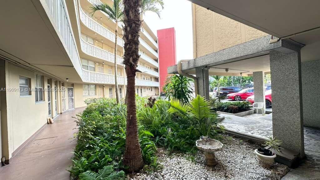 1475 TERRA TOWERS CONDO - Residential Lease