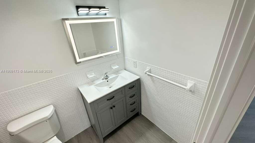 1475 TERRA TOWERS CONDO - Residential Lease