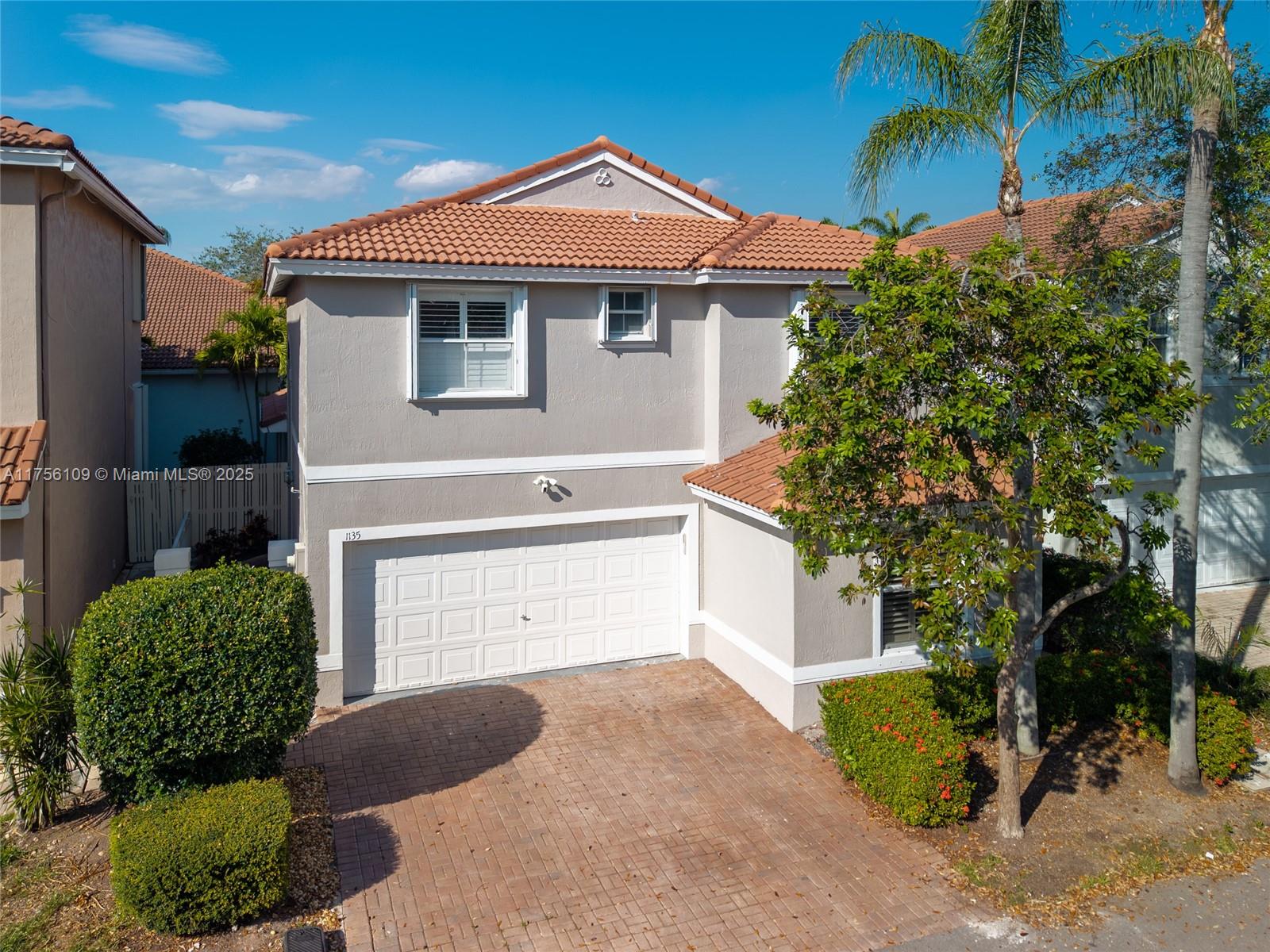 Rental Property at 1135 Oysterwood St, Hollywood, Broward County, Florida - Bedrooms: 4 
Bathrooms: 3  - $4,800 MO.