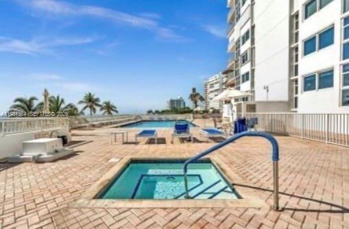 RENAISSANCE OF POMPANO BE - Residential Lease