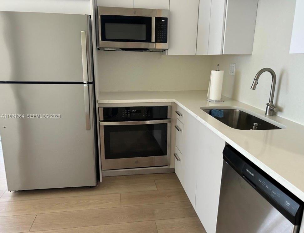 RENAISSANCE OF POMPANO BE - Residential Lease