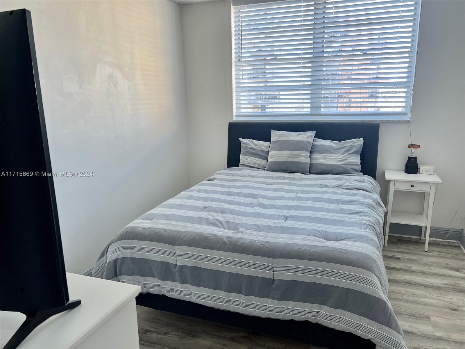 THREE HORIZONS EAST CONDO - Residential