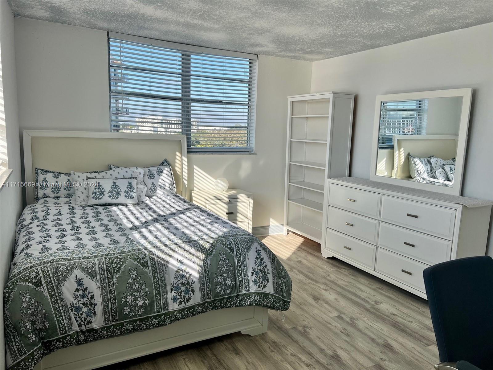 THREE HORIZONS EAST CONDO - Residential