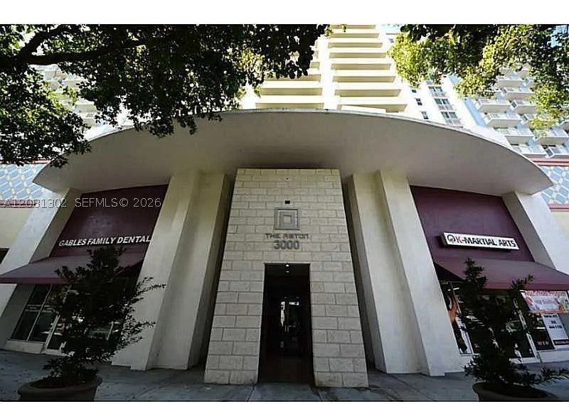 3000 Coral Way