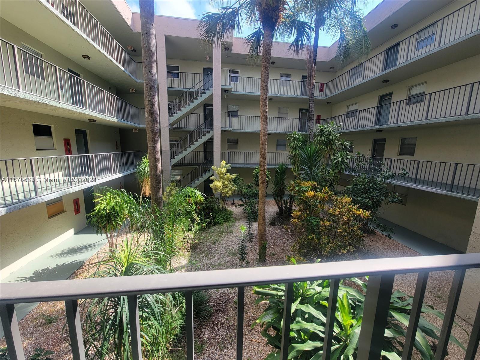 COURTYARDS OF BROWARD CON - Residential