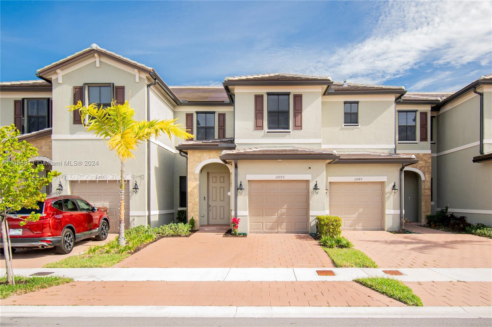Brand-new 3-bedroom, 2.5-bathroom townhouse with cutting-edge construction, a single-car garage, and a fully paved 2-car carport situated right in front of the residence. These resort-style homes boast state-of-the-art technology and contemporary designs. The kitchen is equipped with new appliances and adorned with quartz countertops. This dwelling is located within the secure confines of the gated community at Aquabella by Lennar, with security guards stationed at each entrance. Residents can enjoy a plethora of amenities at the clubhouse, including multiple pools, a business/conference center, a gym, a game room, and a water park designed for children.