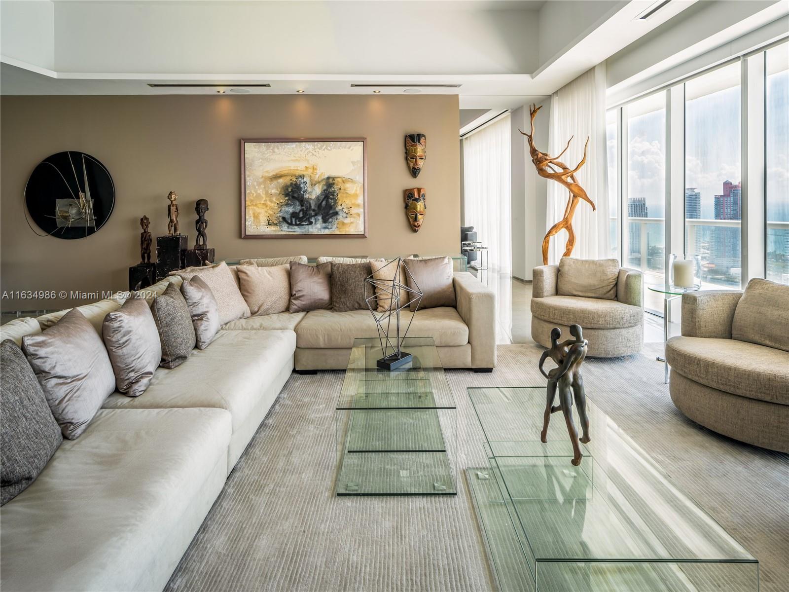 ICON CONDO - Residential Lease