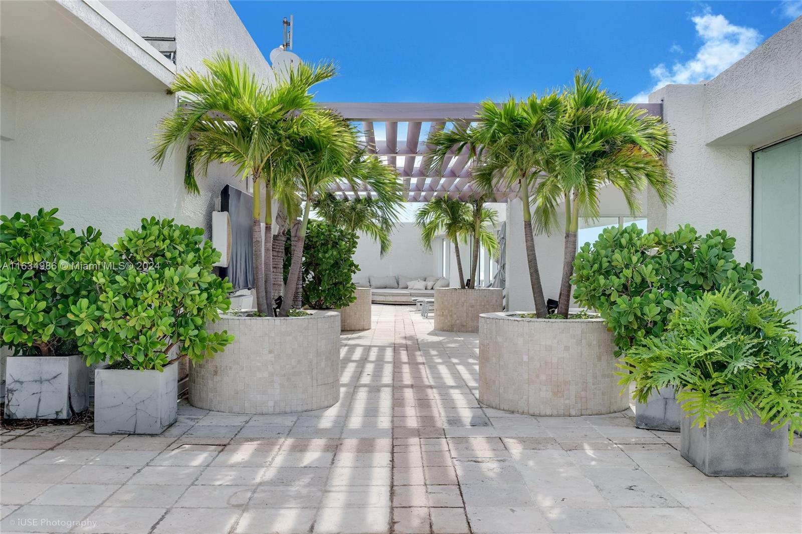 ICON CONDO - Residential Lease