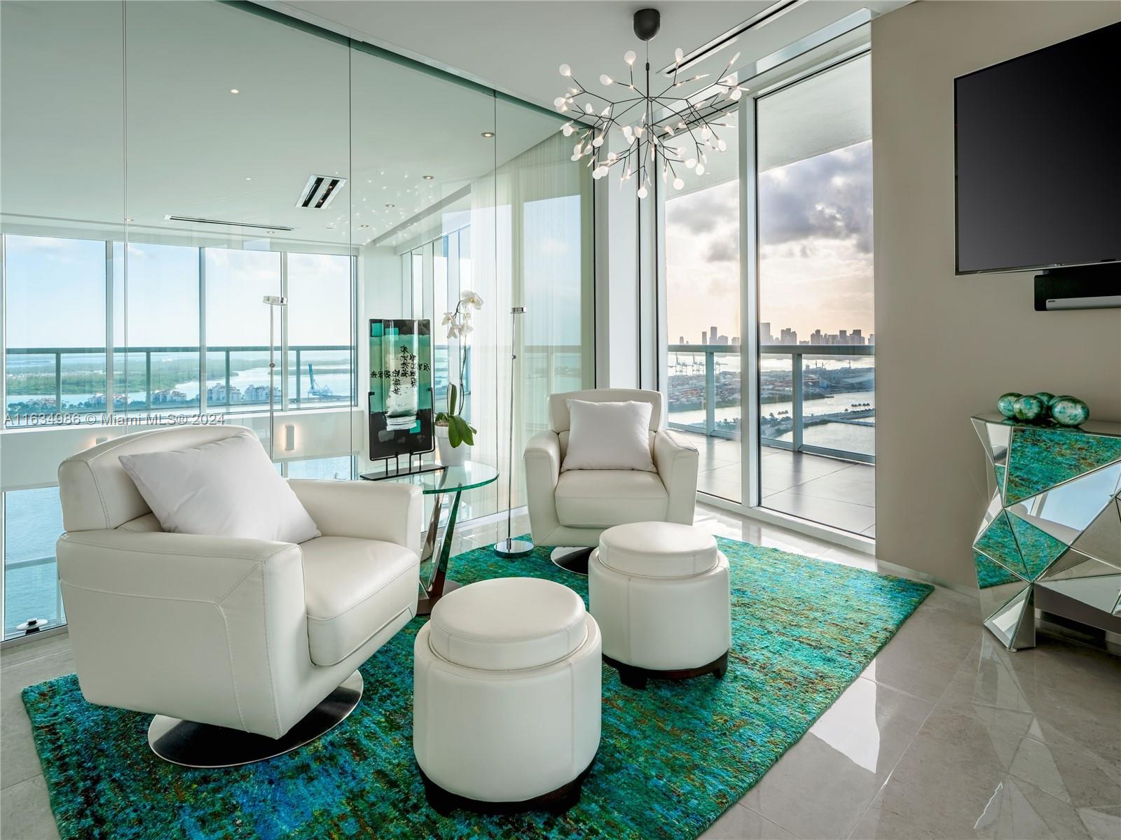 ICON CONDO - Residential Lease