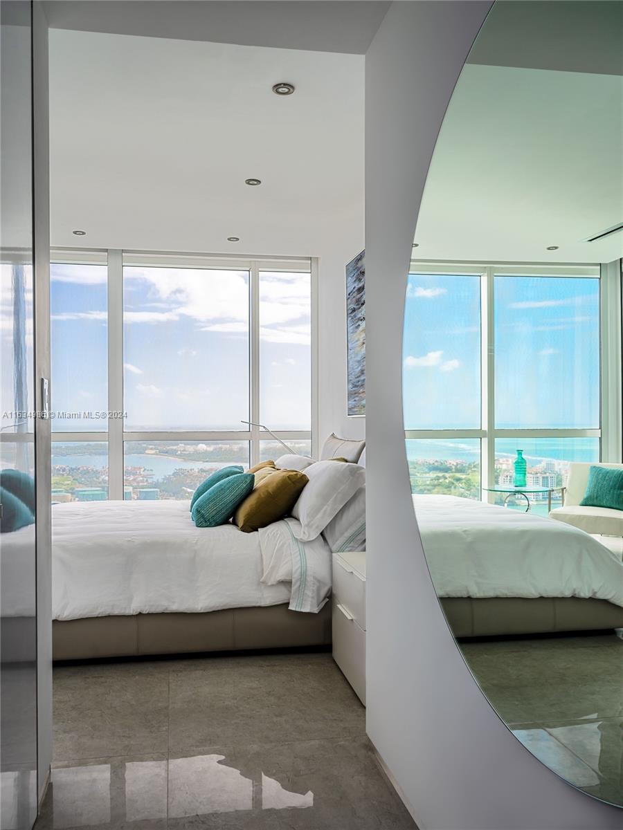 ICON CONDO - Residential Lease