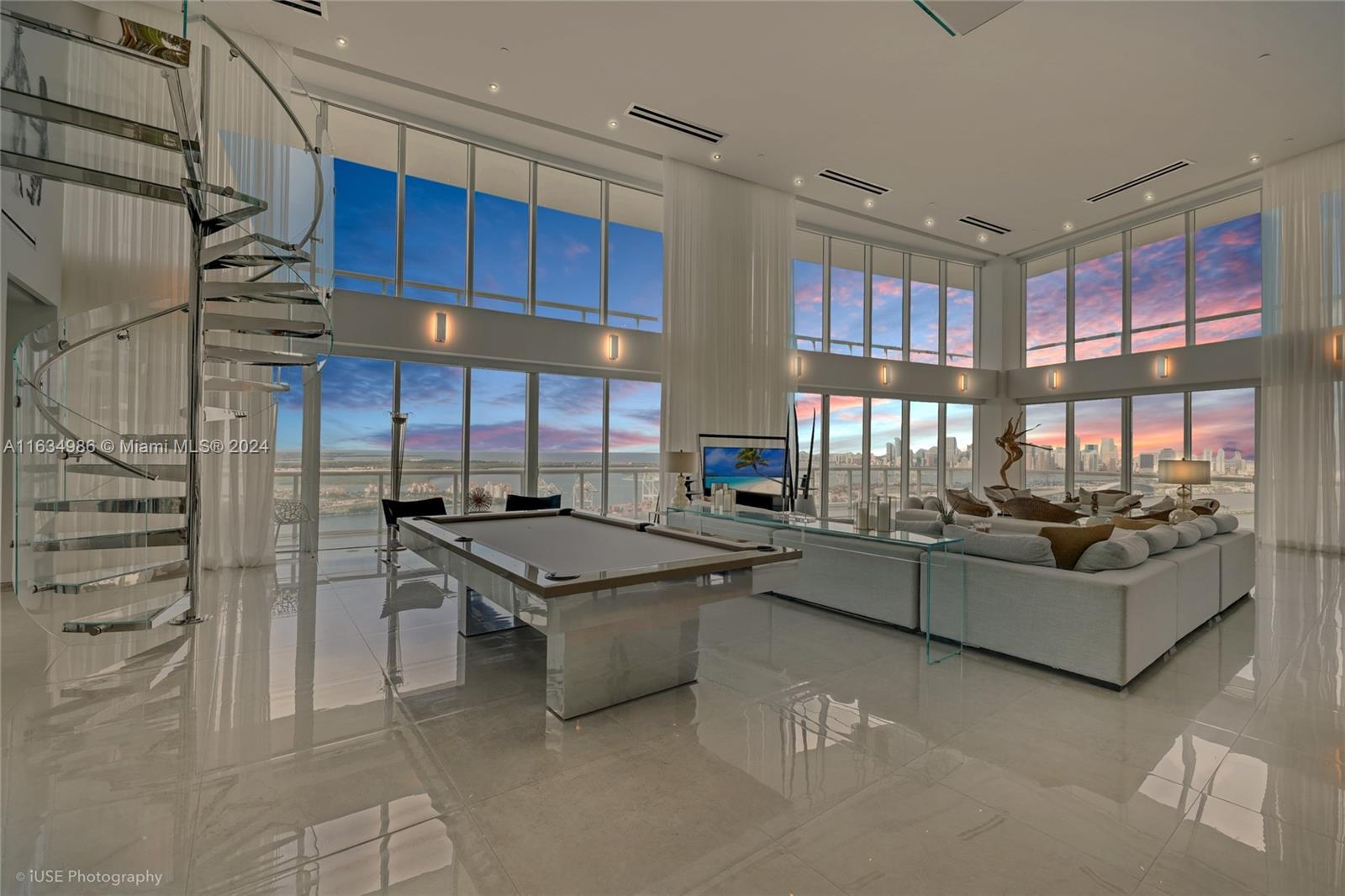 ICON CONDO - Residential Lease