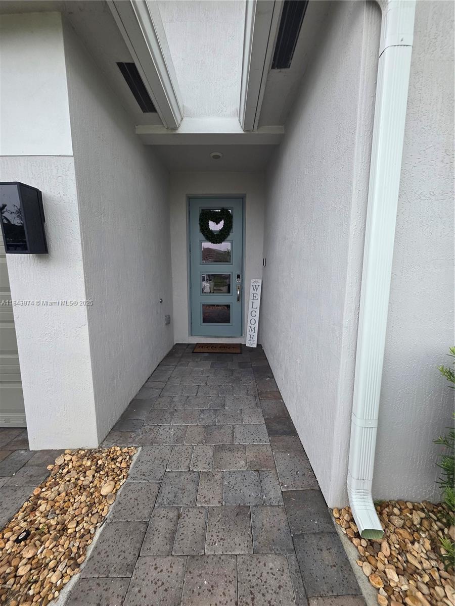 THIS 4?/?3.5 Estate SFH all in One Story. Includes In Laws Quarters. White Kitchen cabinets with Tiles thru out Natural color 6?x?36. Impact windows thru out. Covered Terrace. Huge Lot for pool and boats 3 car garage and much more. Exterior color schemes in Beautiful Gray tones finishes.
solar panel installed E/V Ready, close to the Florida Key, minutes away from Florida Turnpike
