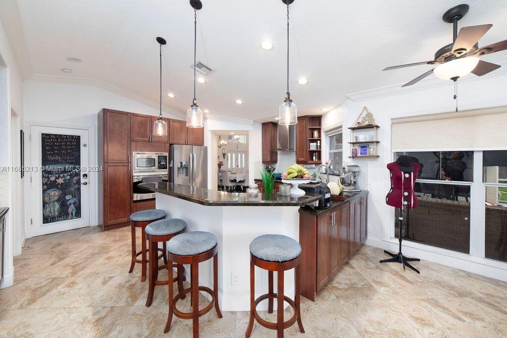 WEST BOCA LAKE - Residential