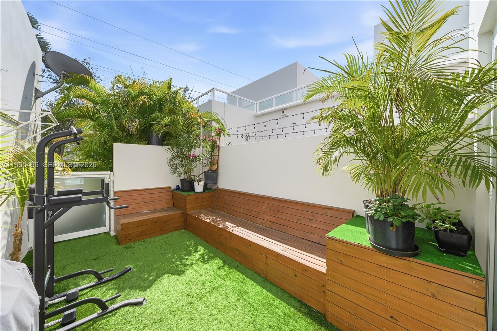 LANDMARK AT DORAL - Residential