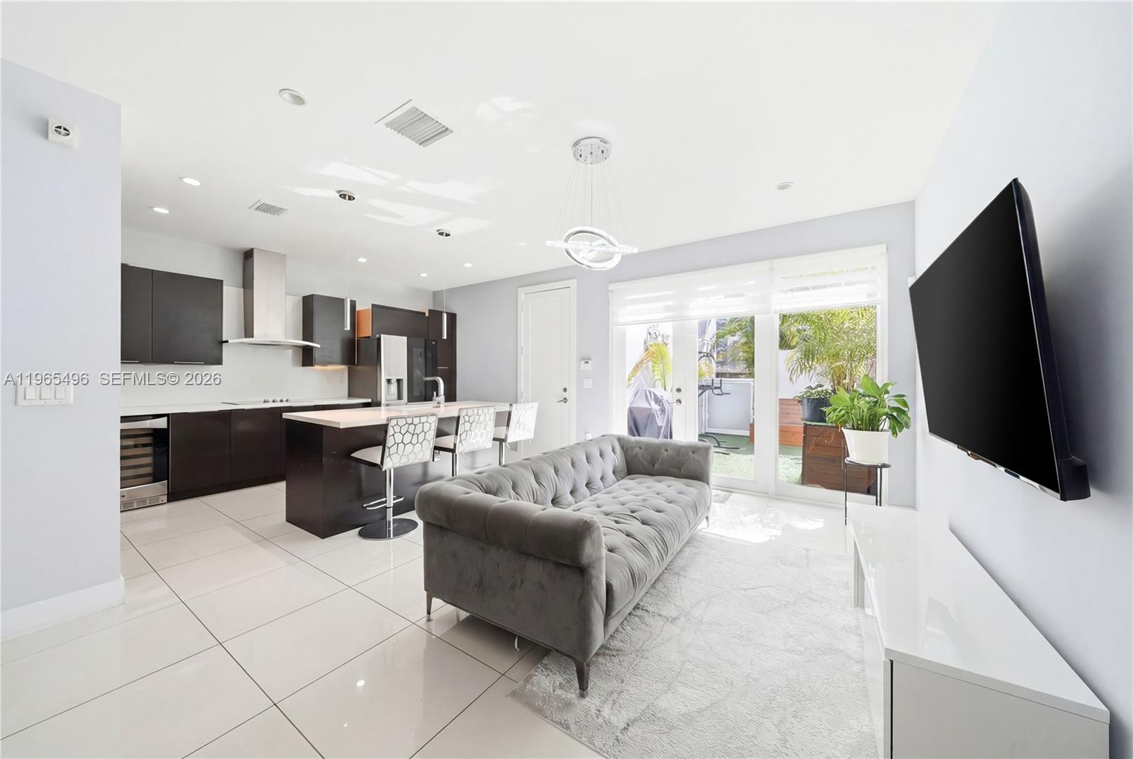 LANDMARK AT DORAL - Residential