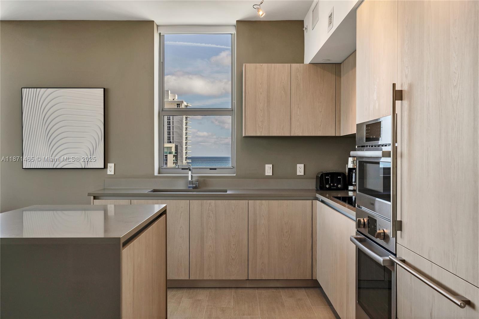 4010 SOUTH OCEAN CONDO - Residential