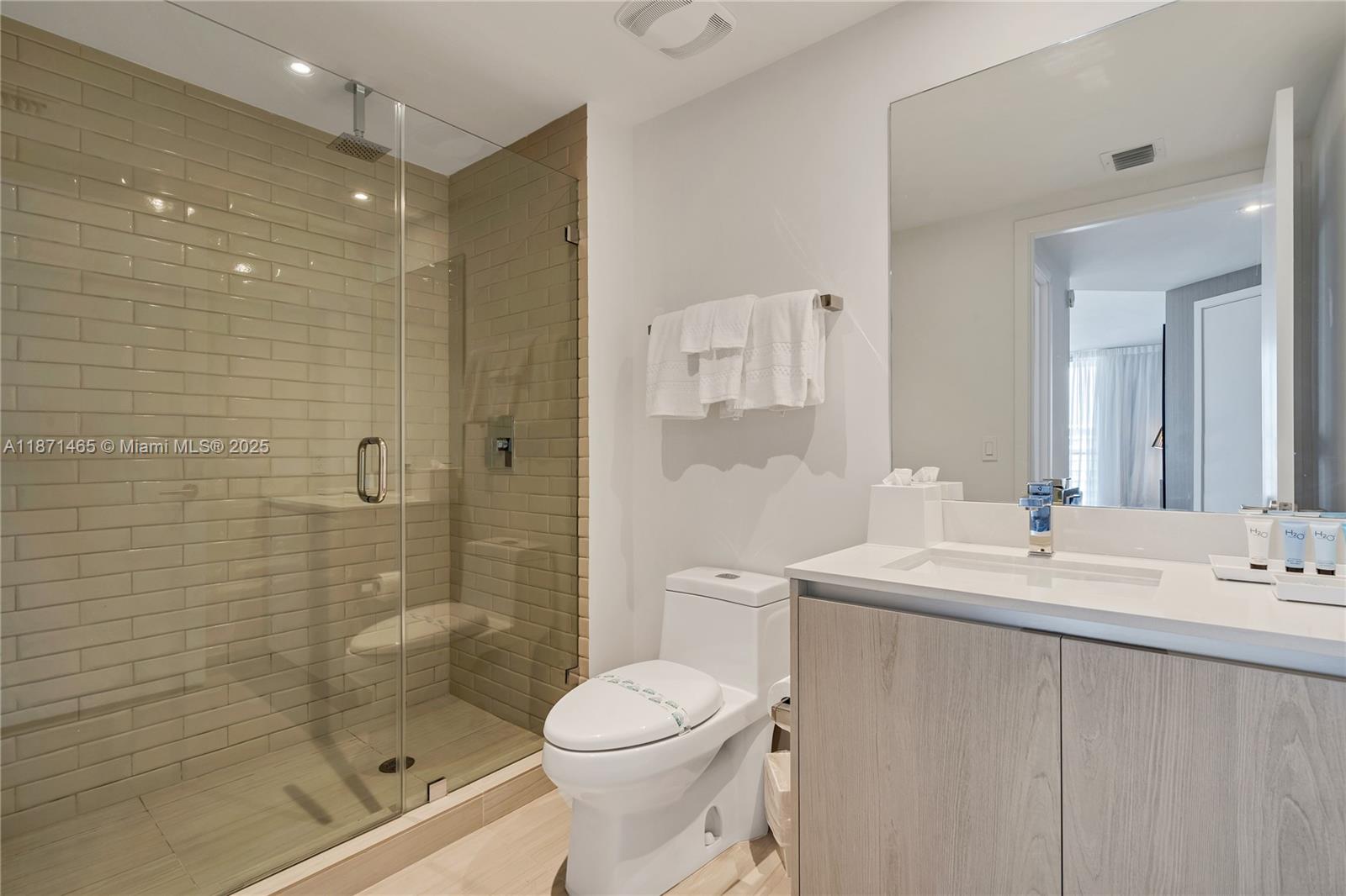 4010 SOUTH OCEAN CONDO - Residential