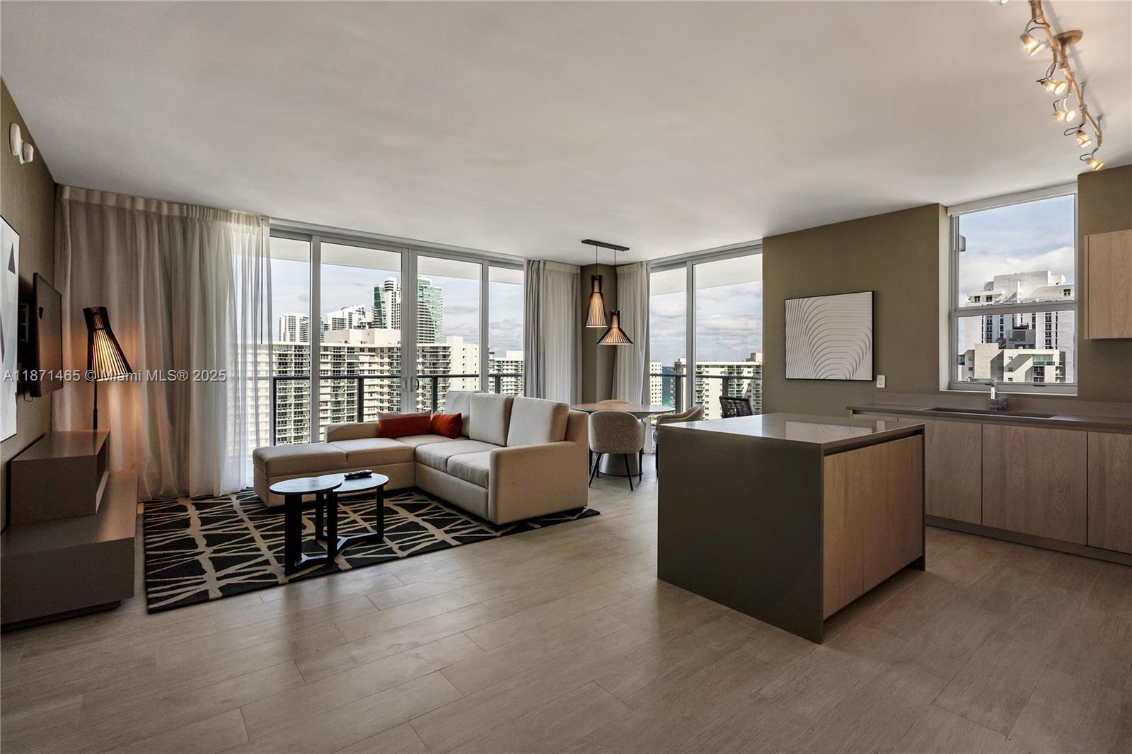 4010 S Ocean Dr R2301