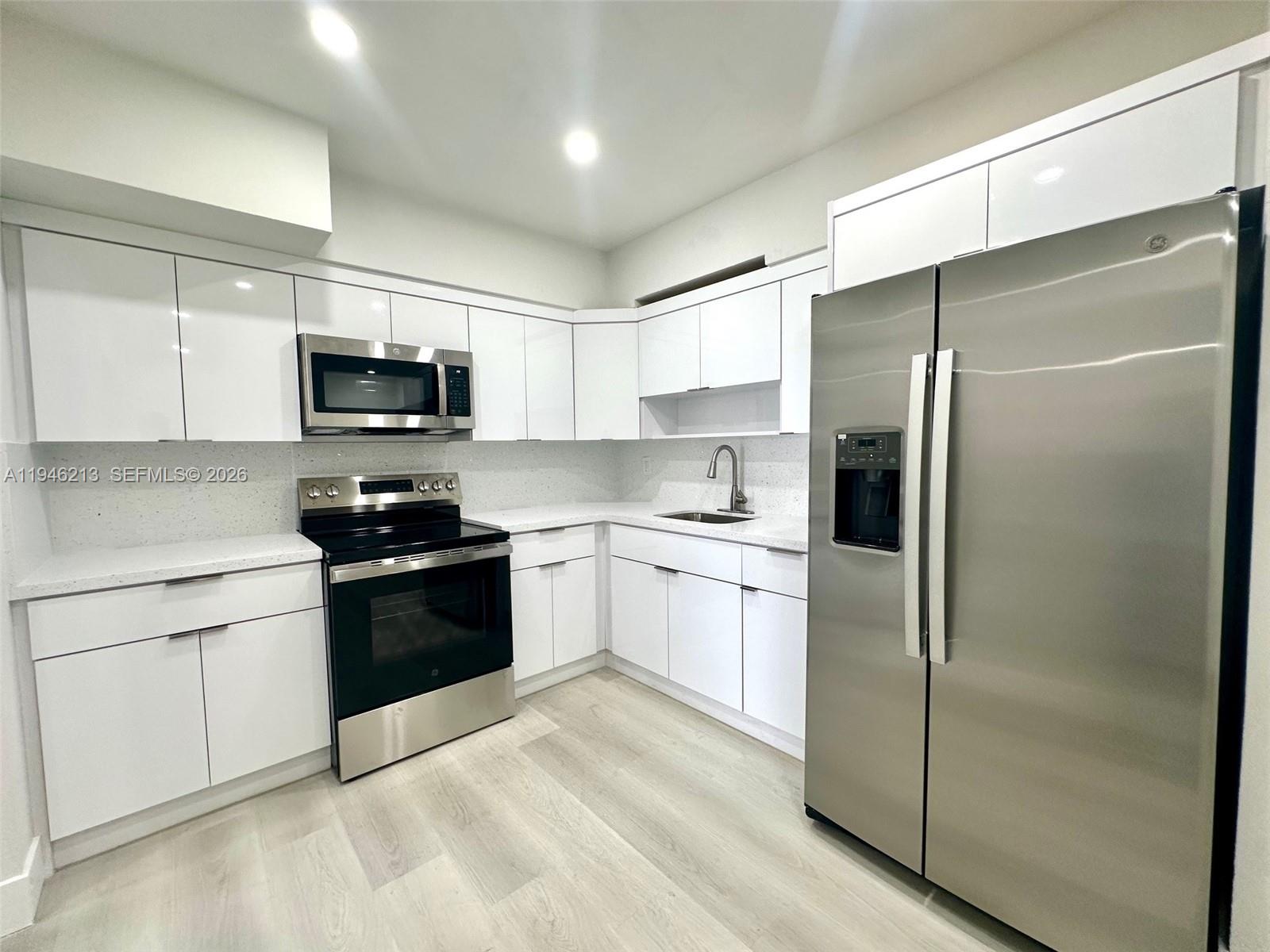 SIERRA MIRADA - Residential