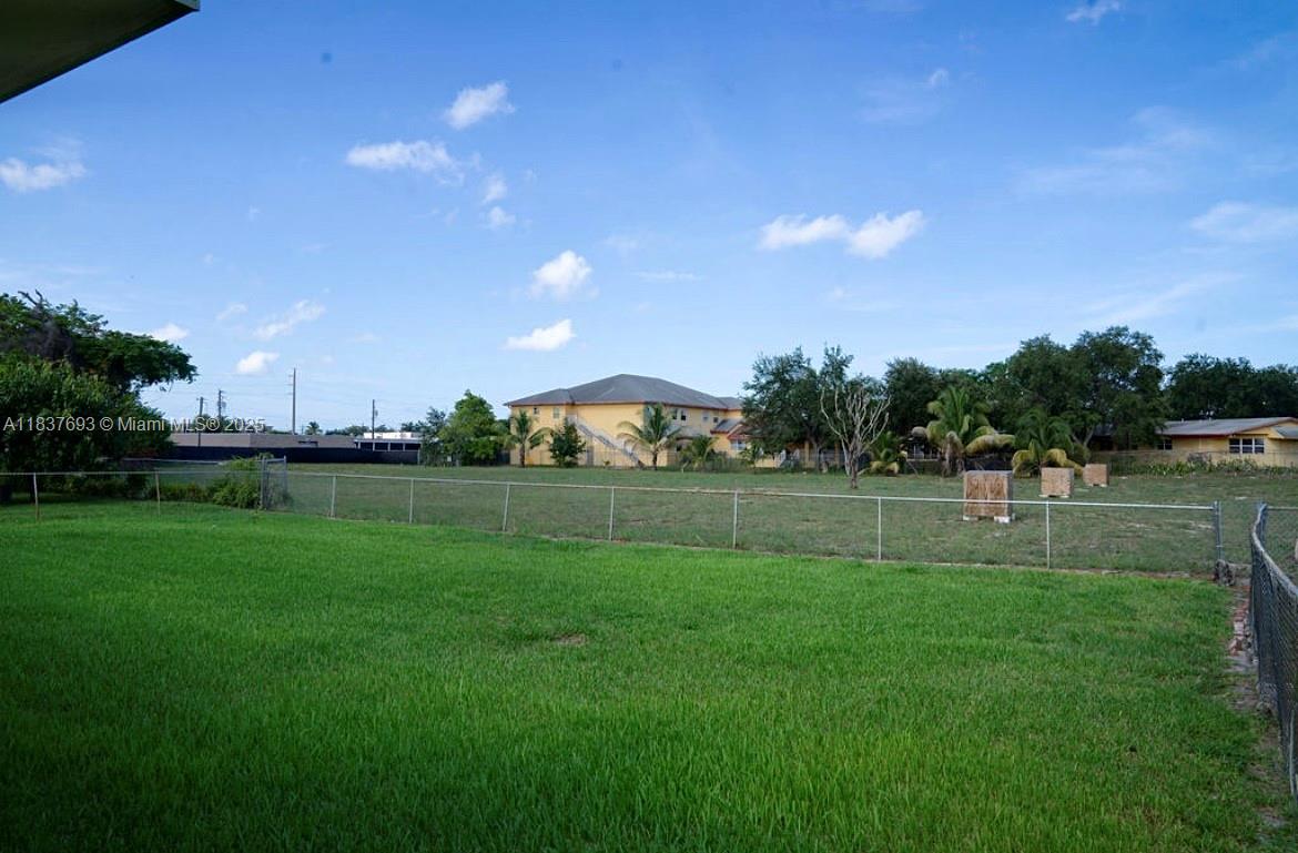 2930 NW 24th Ave