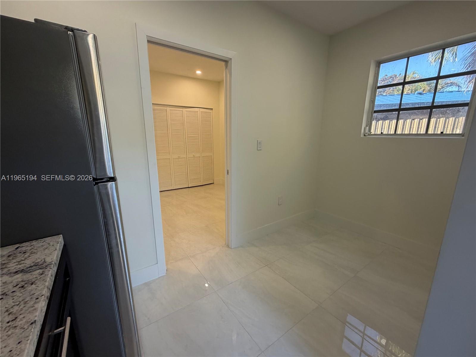 BEL AIRE SEC 6 - Residential Lease