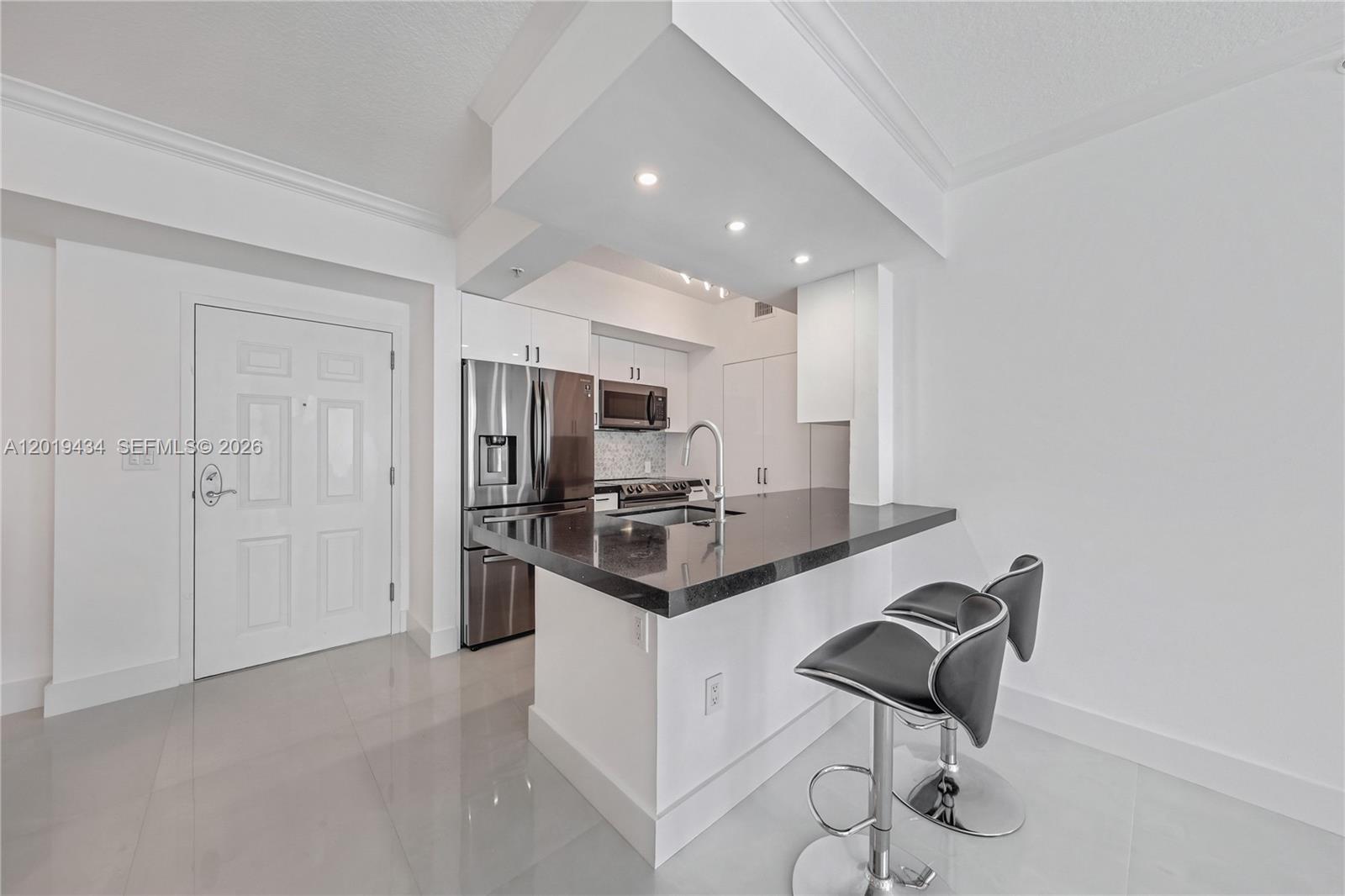 2000 N Bayshore Dr 1503