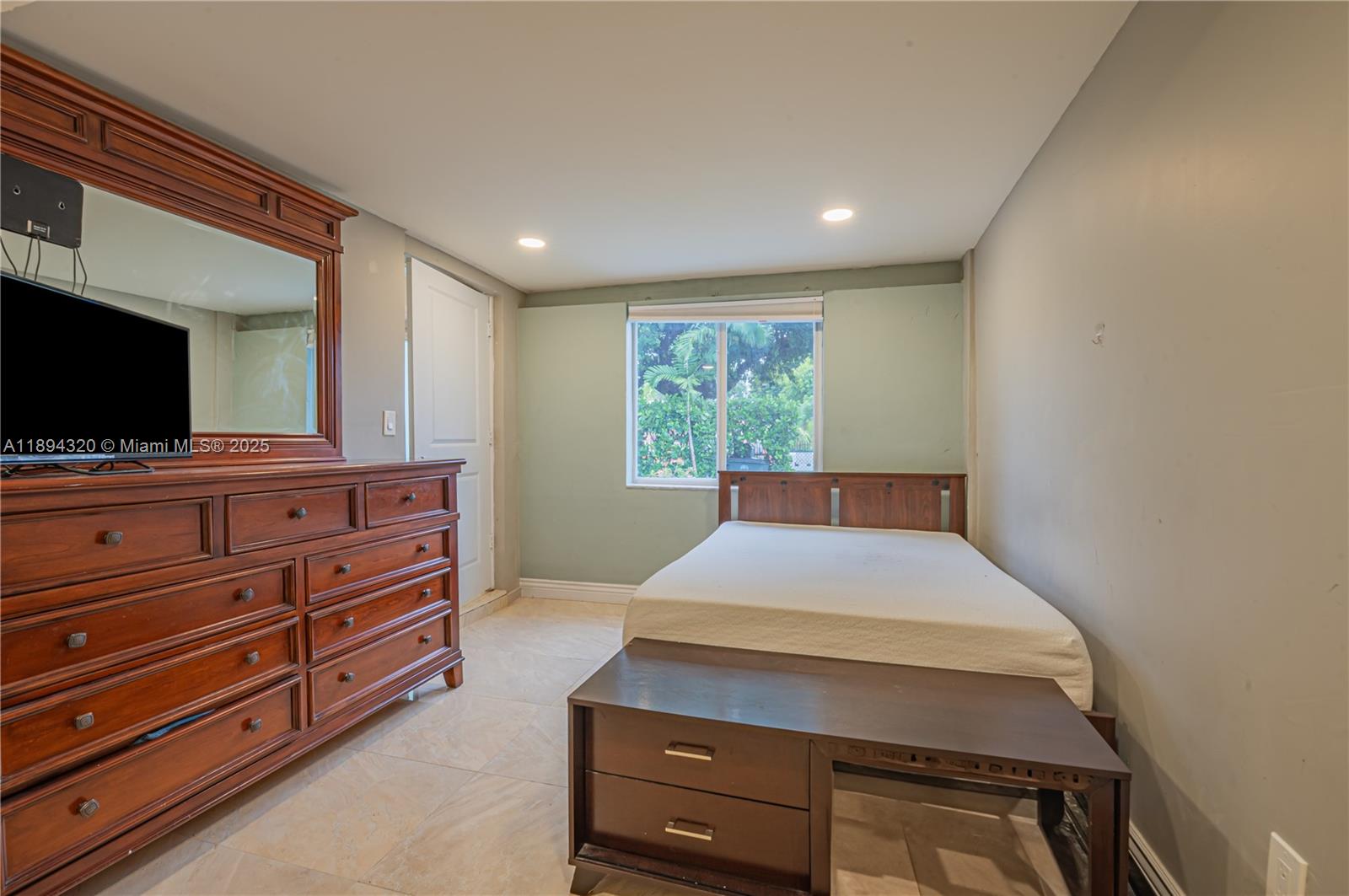 NORTH SHORE HEIGHTS - Residential