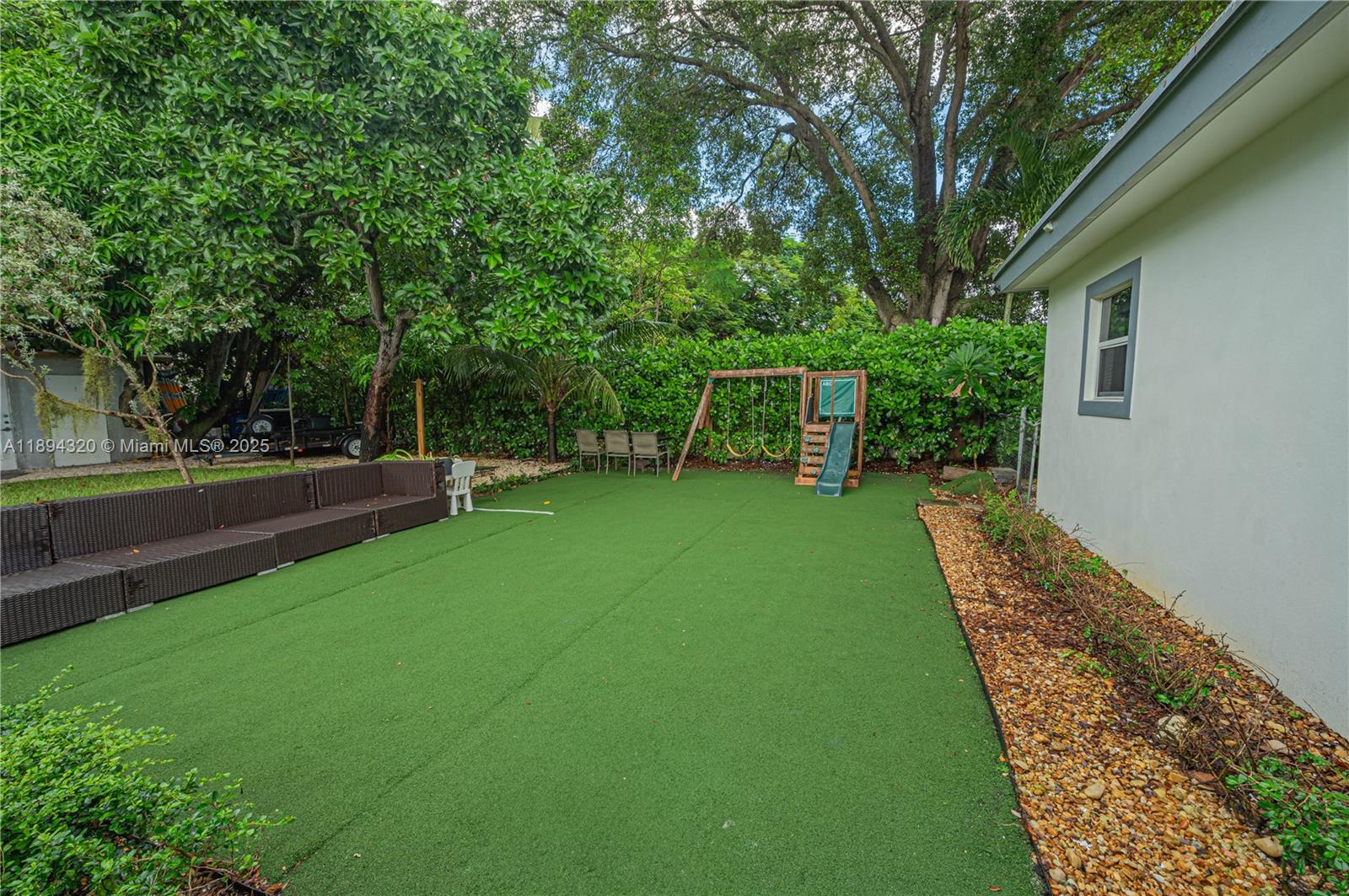 NORTH SHORE HEIGHTS - Residential