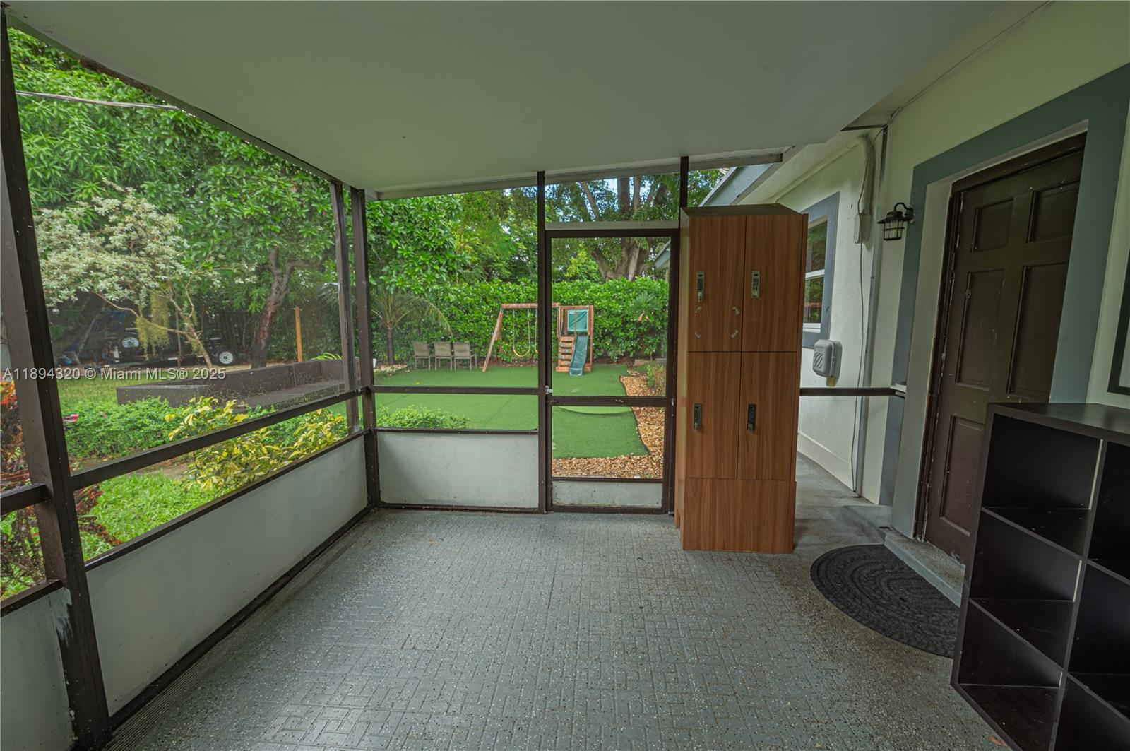 NORTH SHORE HEIGHTS - Residential